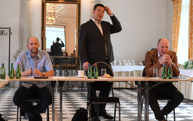 Обсуждение бюджетной стратегии в Вихула.