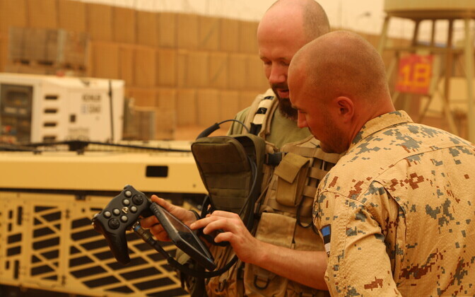 Силы обороны совместно с предприятиями оборонной промышленности тестируют в Мали беспилотные системы вооружения.