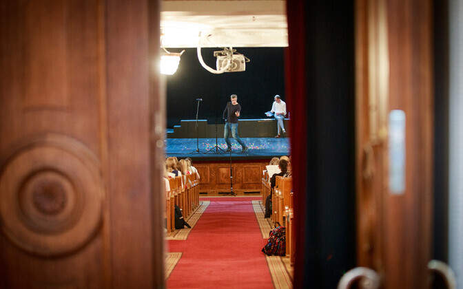 Laulupeo valiklastekoori proov