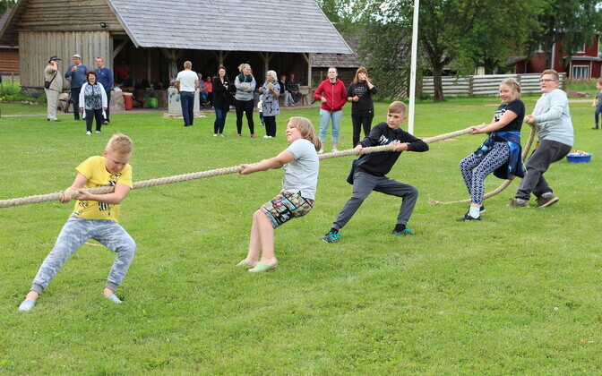 Mõõduvõtmine jaanipäeval