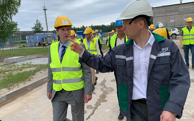 Rahandusminister Martin Helme kohtus Auveres Eesti Energia juhtkonna ja ametiühingutega.