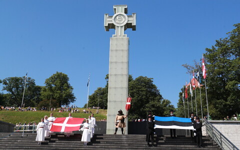 Queen Margrethe II of Denmark visited Tallinn's Freedom Square together with President Kersti Kaljulaid on Saturday. June 15, 2019.