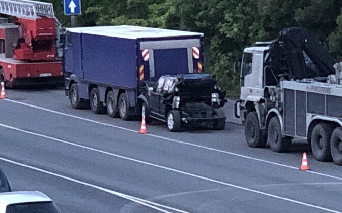 Laagna Road filming.