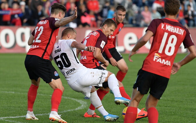 25 тур ЧЭ по футболу - 