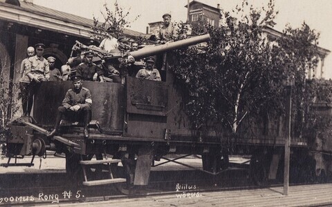 The original Wabadus armored train during the war of independence.