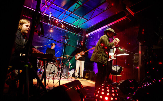 Seltskond Pargis plaadiesitluskontsert