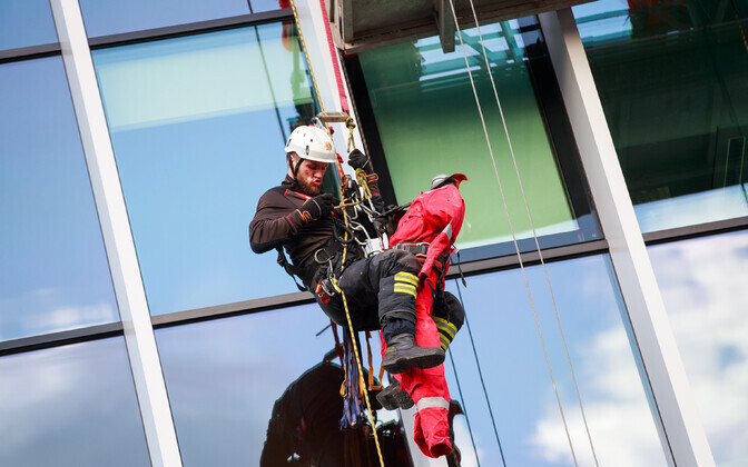 Учения спасателей.