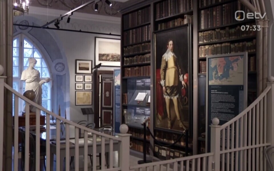 Tartu ülikooli muuseumi uus püsinäitusel on nii haruldasi ürikuid kui ka nostalgiat