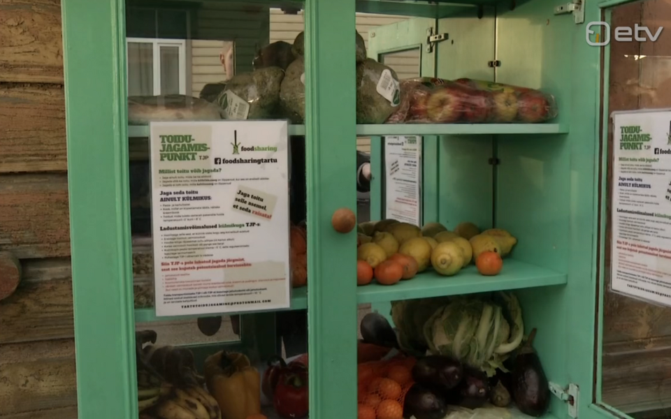 Пункт раздачи продуктов питания в Карлова.