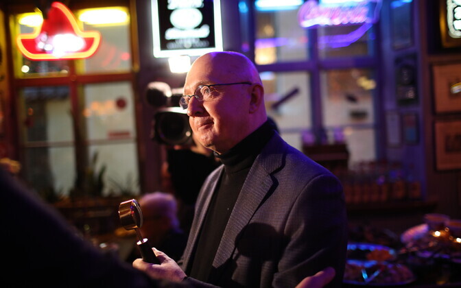 Kuldmikrofoni pälvis tänavu Olav Osolin