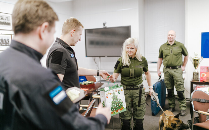Награждение лучших служебных собак.