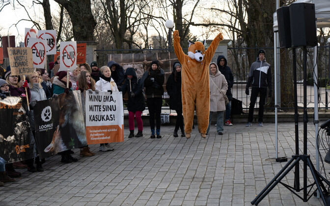 Meeleavaldus karusloomafarmide vastu.