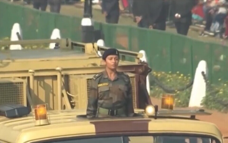 Женщина армии Индии.