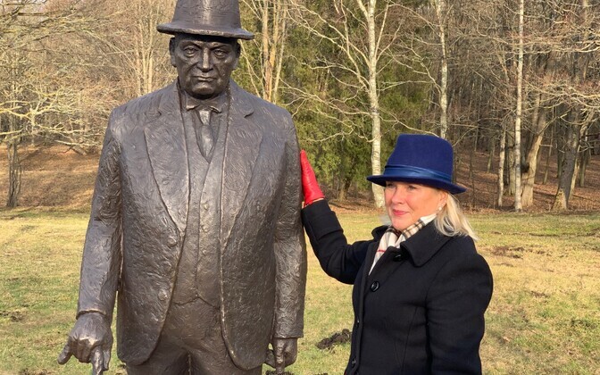 Открытие памятника Константину Пятсу в Тойла.