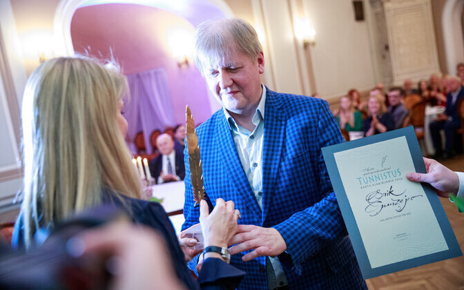 Meediaettevõtete liit jagas ajakirjanduspreemiaid.