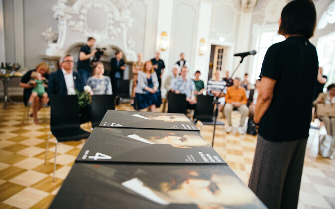 Eesti kunstiajaloo 4. köide esitlus