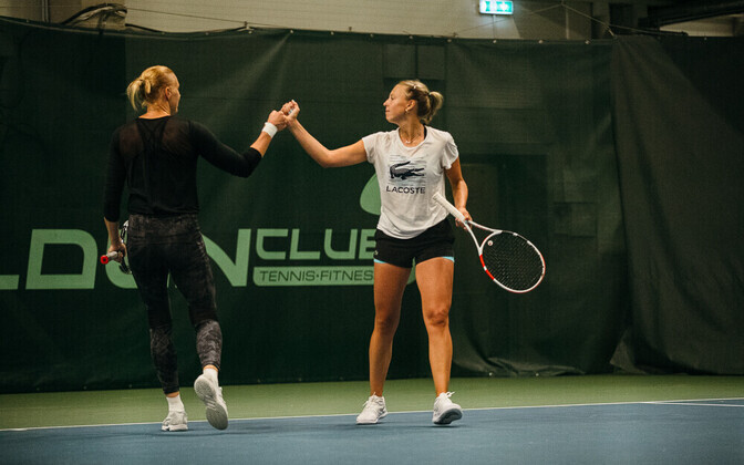 Anett Kontaveit ja Kaia Kanepi valmistuvad Eesti-Läti maavõistluseks.