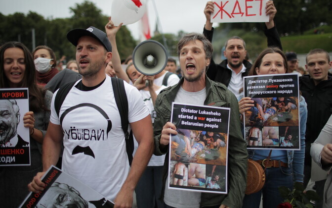 Tallinna Vabaduse väljakul avaldati toetust valgevenelastele.