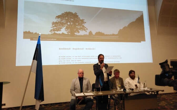 Vabaerakond ja Elurikkuse Erakond liitusid Tulevikuerakonnaks.