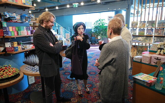 Sofi Oksanen esitles raamatut 