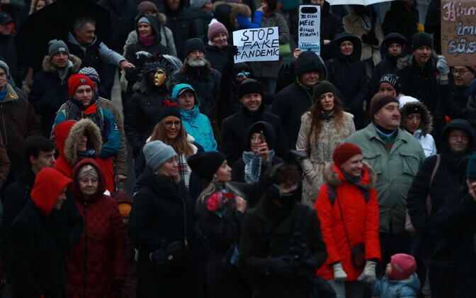 Maskide vastane meeleavaldus.