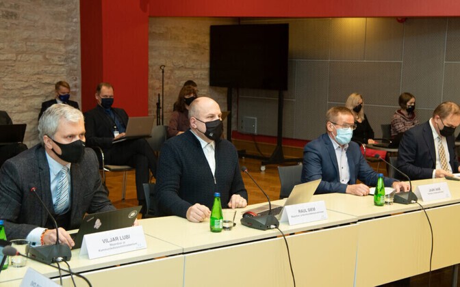 Совместное заседание парламентских комиссий, 14 декабря.