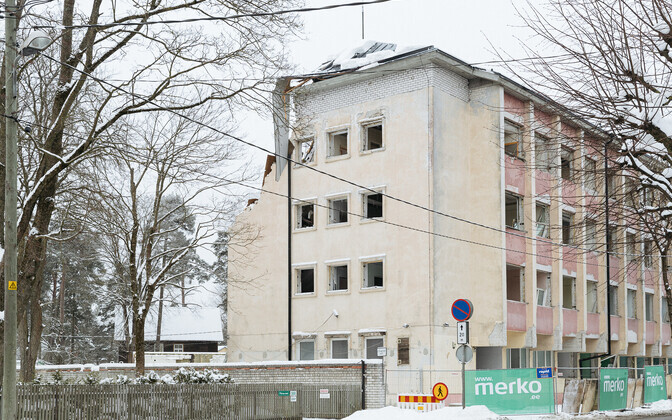 Kunagise miilitsakooli lammutamine Nõmmel