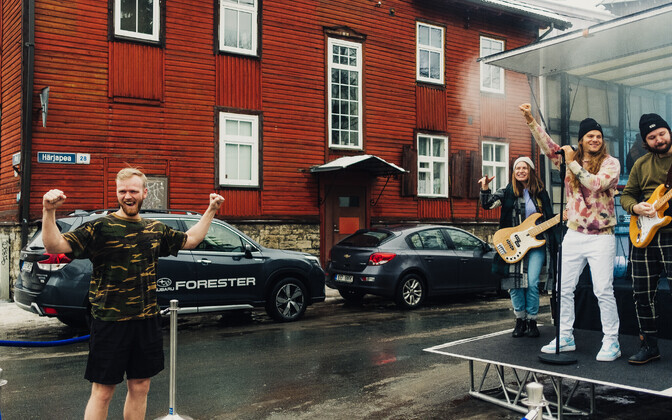 Daniel Levi üllatas fänne kontserditega nende koduõuel.