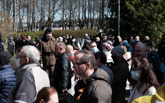 Pronkssõduri juures lõuna ajal