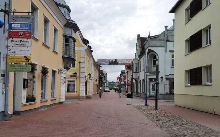 Улица Рюйтли в Пярну.