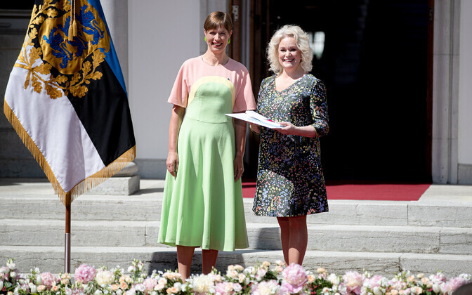 President Kersti Kaljulaid andis üle riiklikud teenetemärgid