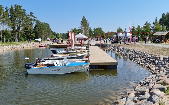 Abaja sadama avamine Kihelkonnal.