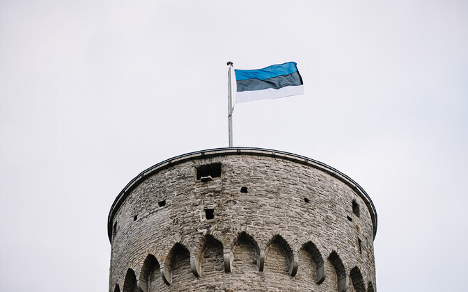 Pidulik lipu heiskamine Toompeal