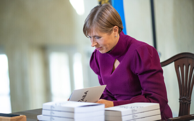 Керсти Кальюлайд представила сборник своих выступлений 