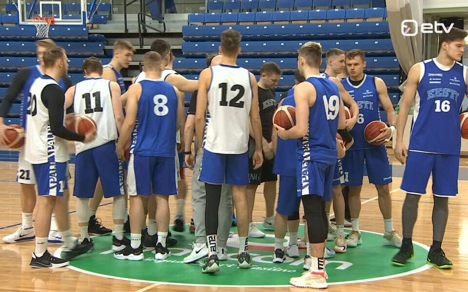 Eesti korvpallikoondis