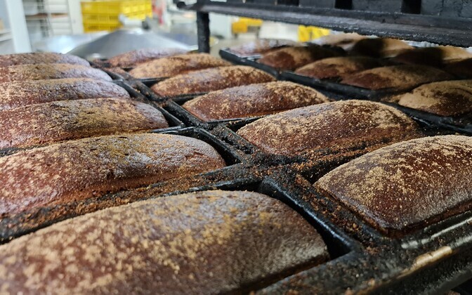 Выпечка бородинского хлеба на Сааремаа.