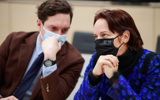 Former education minister Mailis Reps (Center) appearing at Harju County Court.