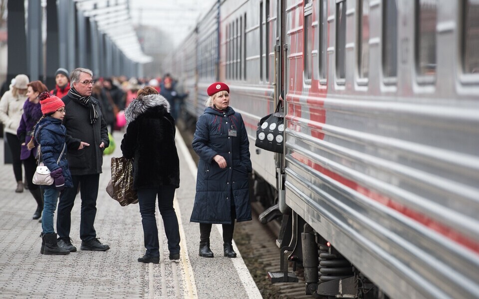 Поезд с российскими туристами встретить в Таллинне можно будет еще нескоро.