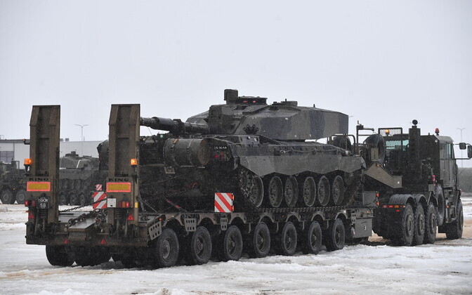 Briti täiendav väekontingent ja rasketehnika jõudsid Tapale.