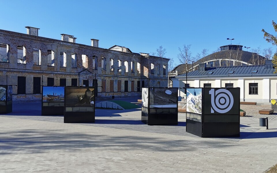 Lennusadamas avati välinäitus 