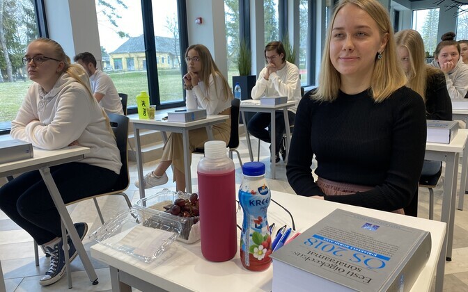 Eesti keele riigieksam Rapla gümnaasiumis.