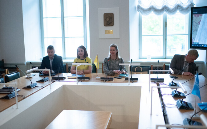 Коалиционные переговоры начались 13 июня.