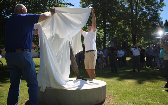 Открытие памятника Хейно Липпу.