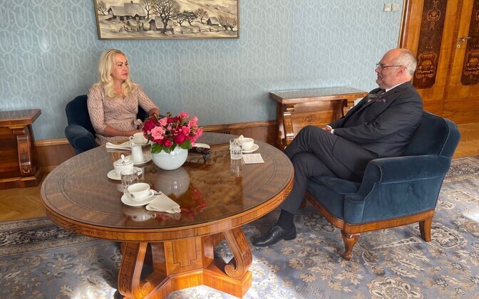 Ministers of the incoming government visiting President Alar Karis. Riina Solman.