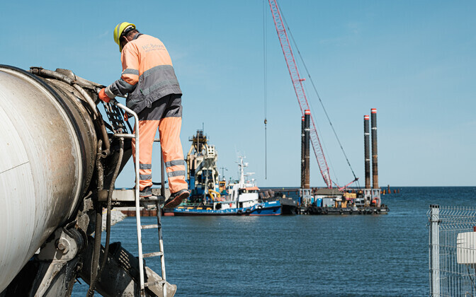 Construction of the LNG Terminal at Paldiski.