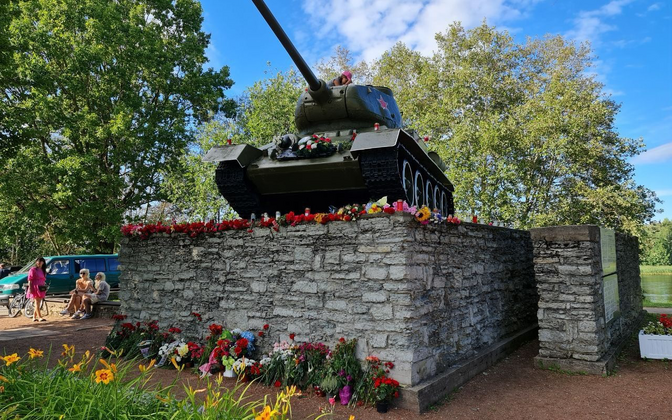 Ситуация возле нарвского танка, 4 августа.