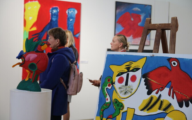 В Пярнуском музее современного искусства открылась новая выставка.