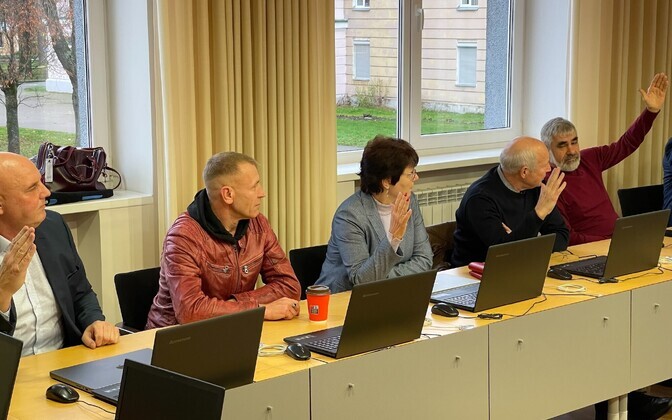 Заседание Кохтла-Ярвеского горсобрания, 27 октября.