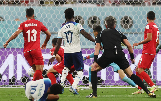 Bukayo Saka löömas Inglismaa neljandat väravat