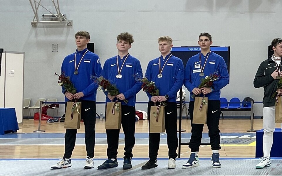 Eesti meesjuunioride epeekoondis